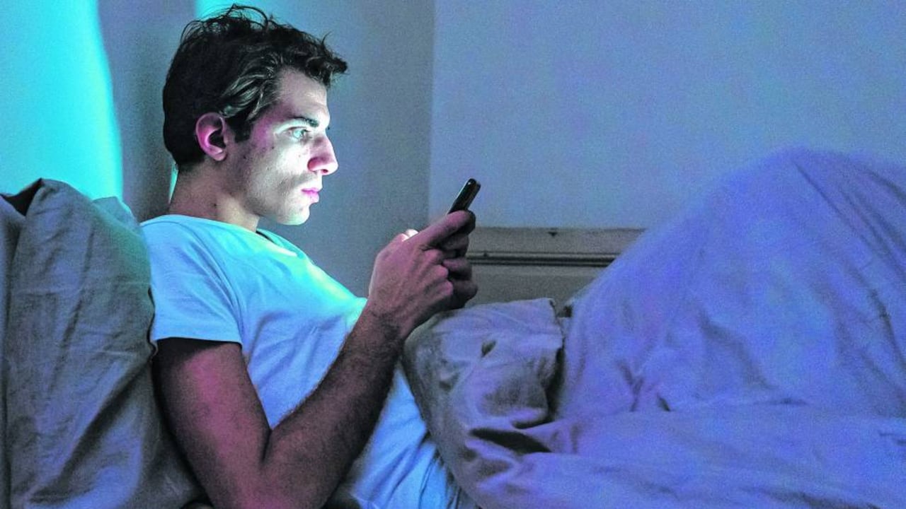 Se ha evidenciado que consumir de forma constante contenidos en plataformas como Tik Tok, Instagram, Whatsapp, YouTube y Twitter afecta la salud física y mental de las personas. ¿Es usted de los colombianos que necesita desintoxicarse digitalmente?