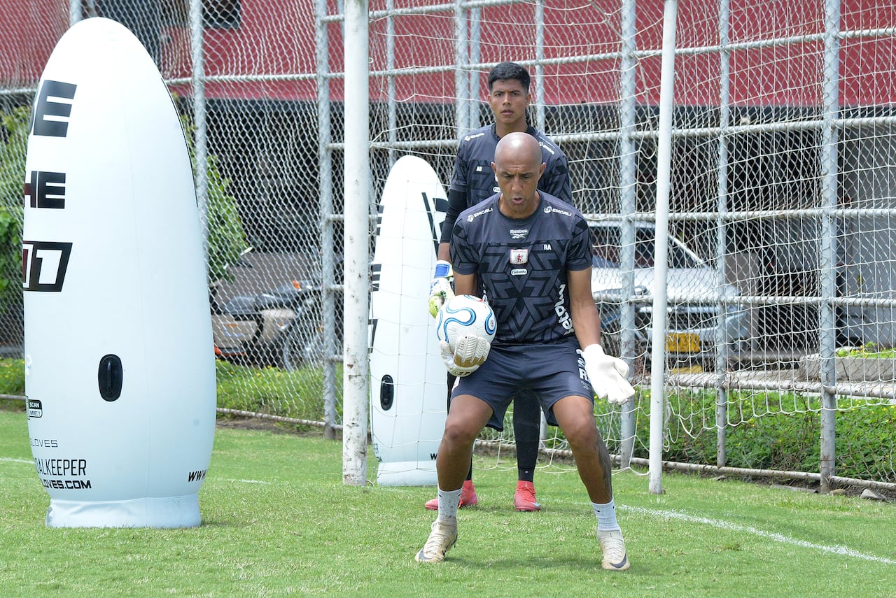 Ricardo Ribeiro Entrenador de Arqueros del América