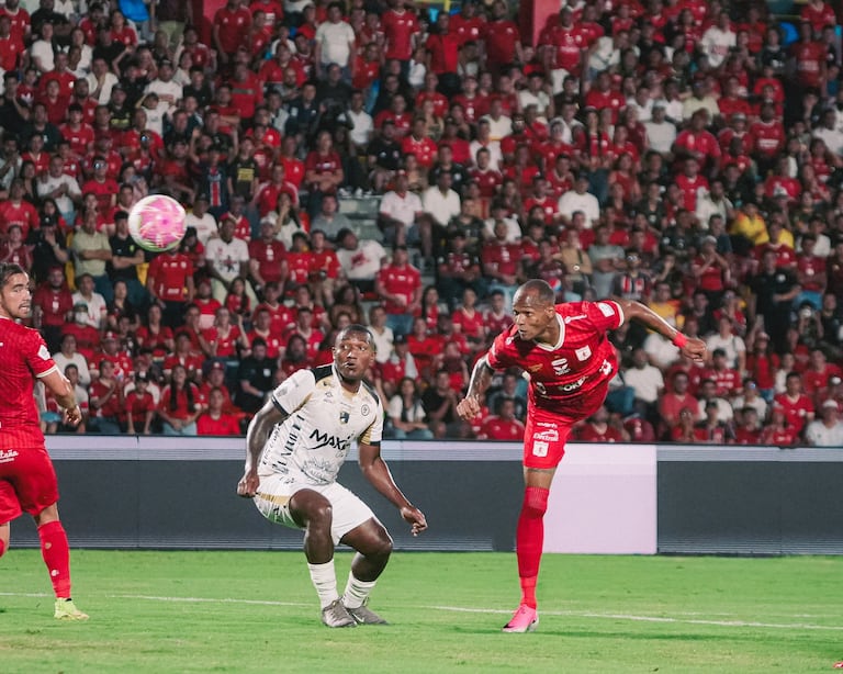 Partido entre Llaneros de Villavicencio y América de Cali por la fecha 13 del segundo semestre de la Liga Colombiana 2026.