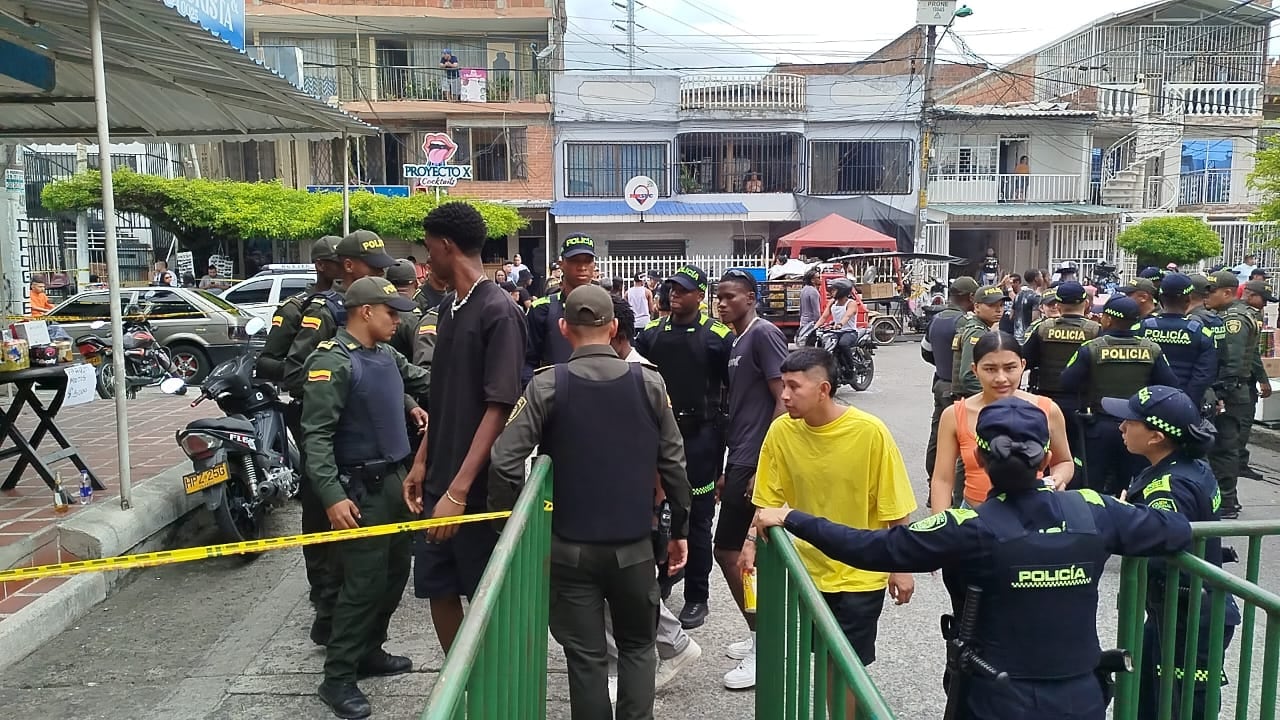 Con normalidad se desarrolla la popular verbena de Ulpiano Lloreda este miércoles, 1 de enero de 2025.