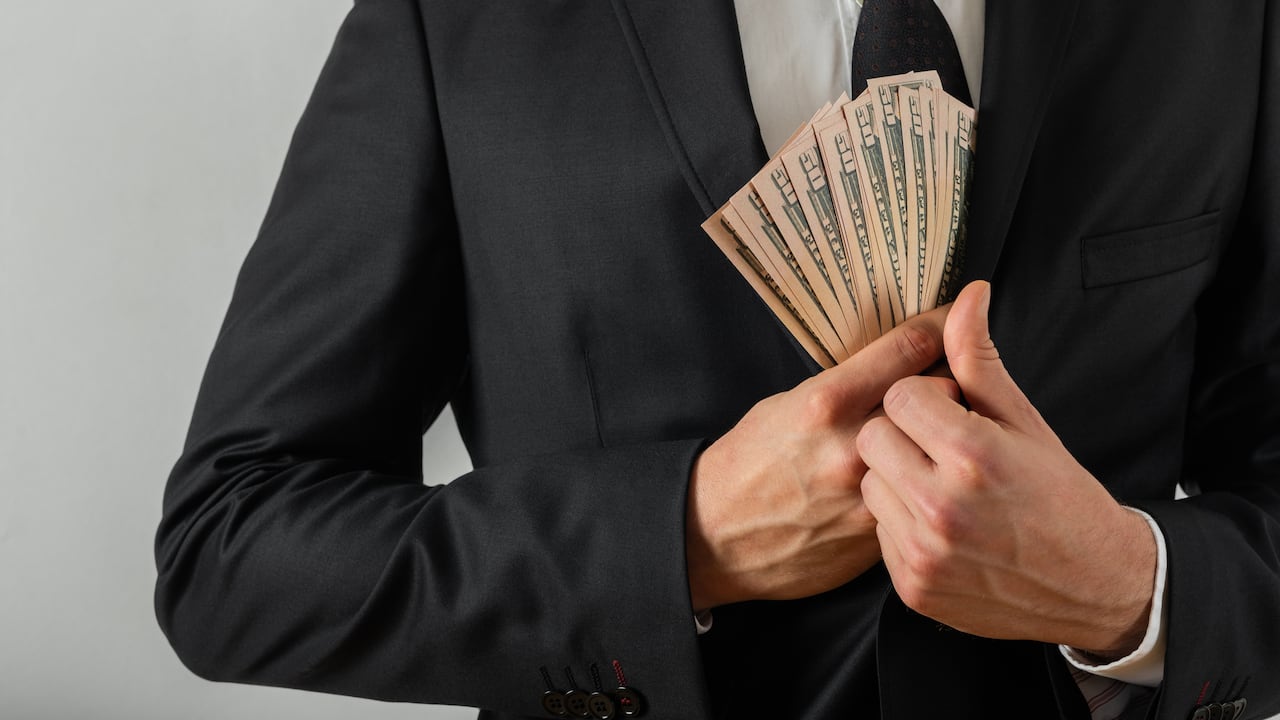 Pirámides financieras - Estafadores - Robo - Estafa