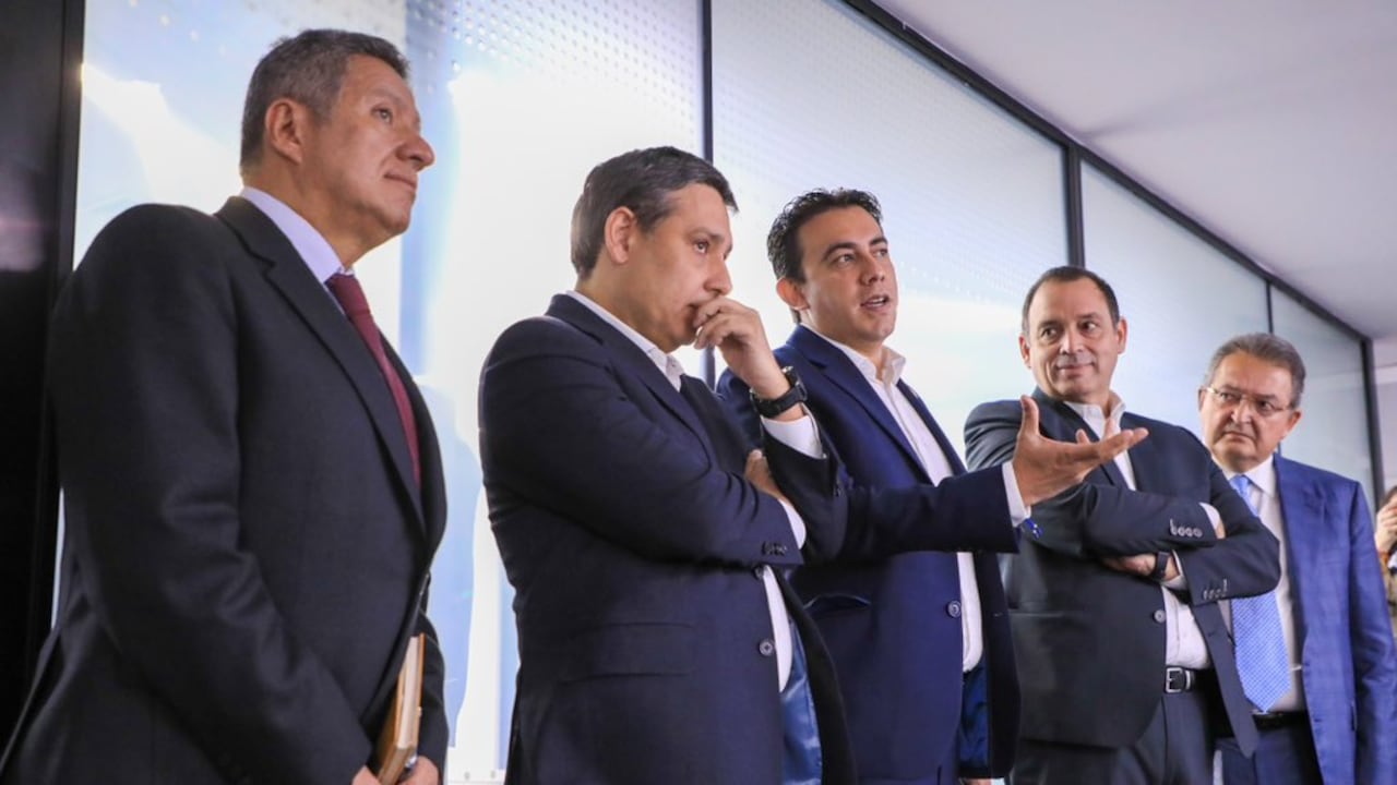 Alexander Vega y Mauricio Lizcano presidieron la Comisión de Seguimiento de Conectividad para las elecciones territoriales.