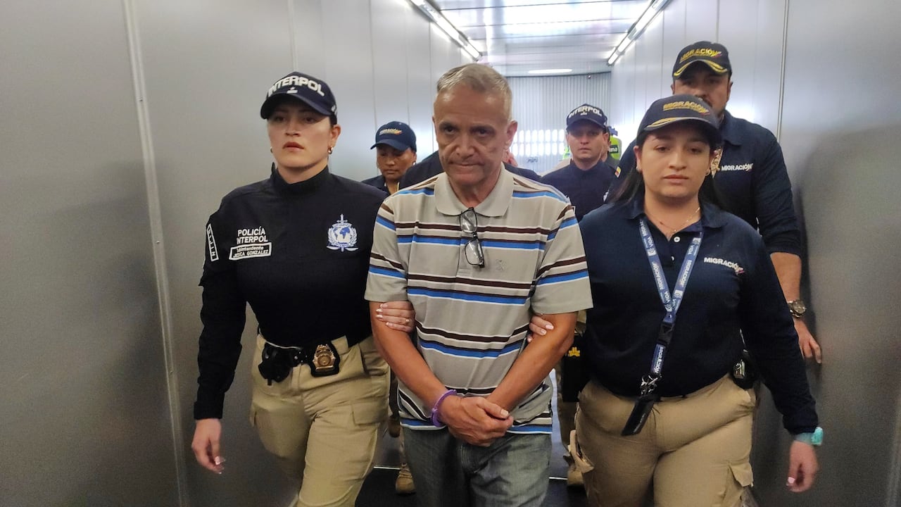 Llegada de Jaime Saade Cormane, extraditado del Brasil, condenado por el asesinato de Nancy Mestre