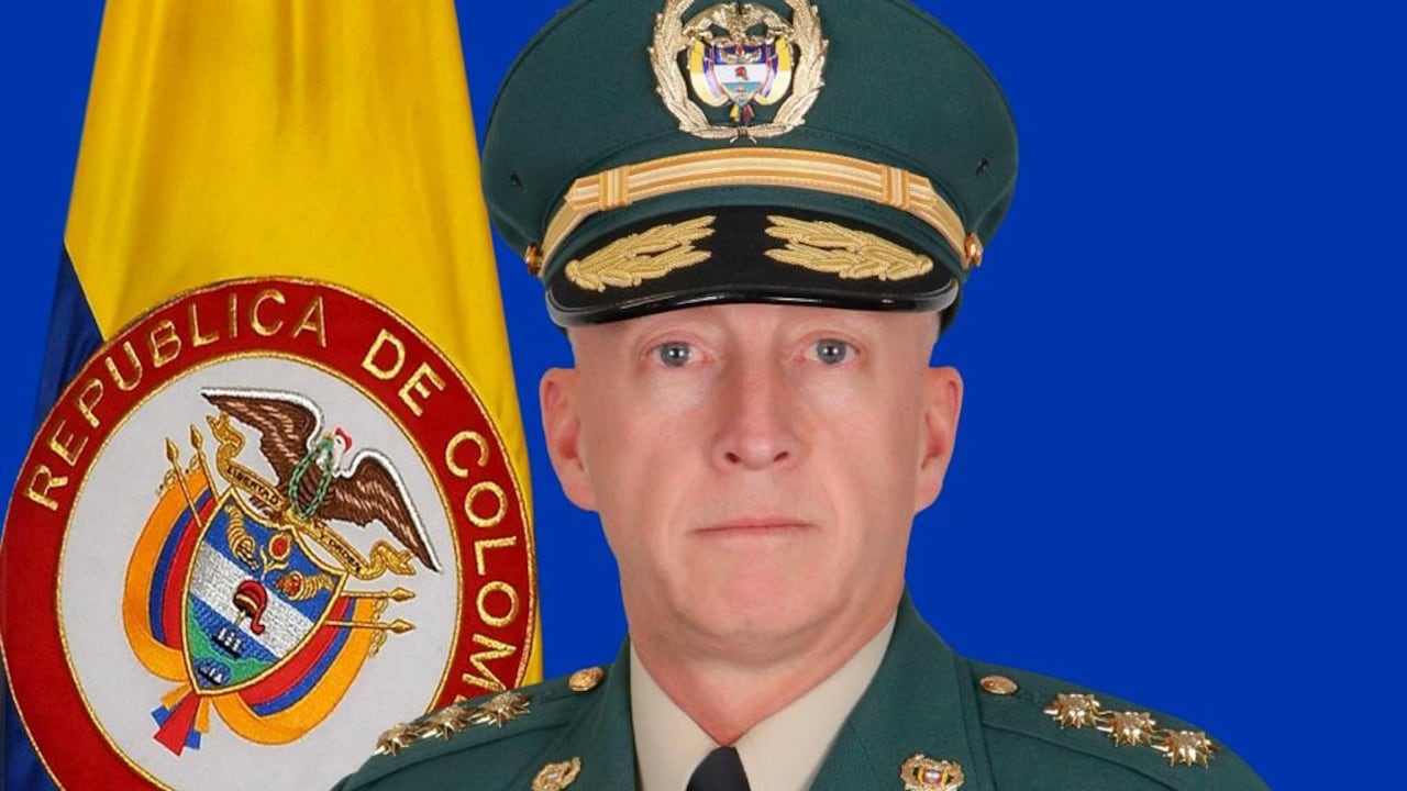 El experimentado general, Walter Giraldo, jefe de operaciones del Ejército pidió el retiro tras la llegada de la nueva cúpula militar.