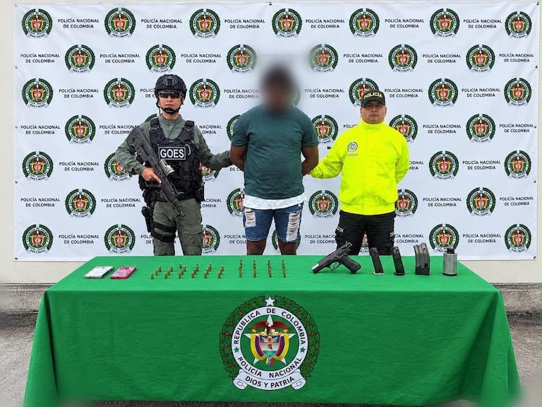 La Policía capturó en Cali a alias ‘Mi Sangre’, señalado por las autoridades como cabecilla del Frente ‘Luis Carlos Cárdenas’ del ELN en Buenaventura.