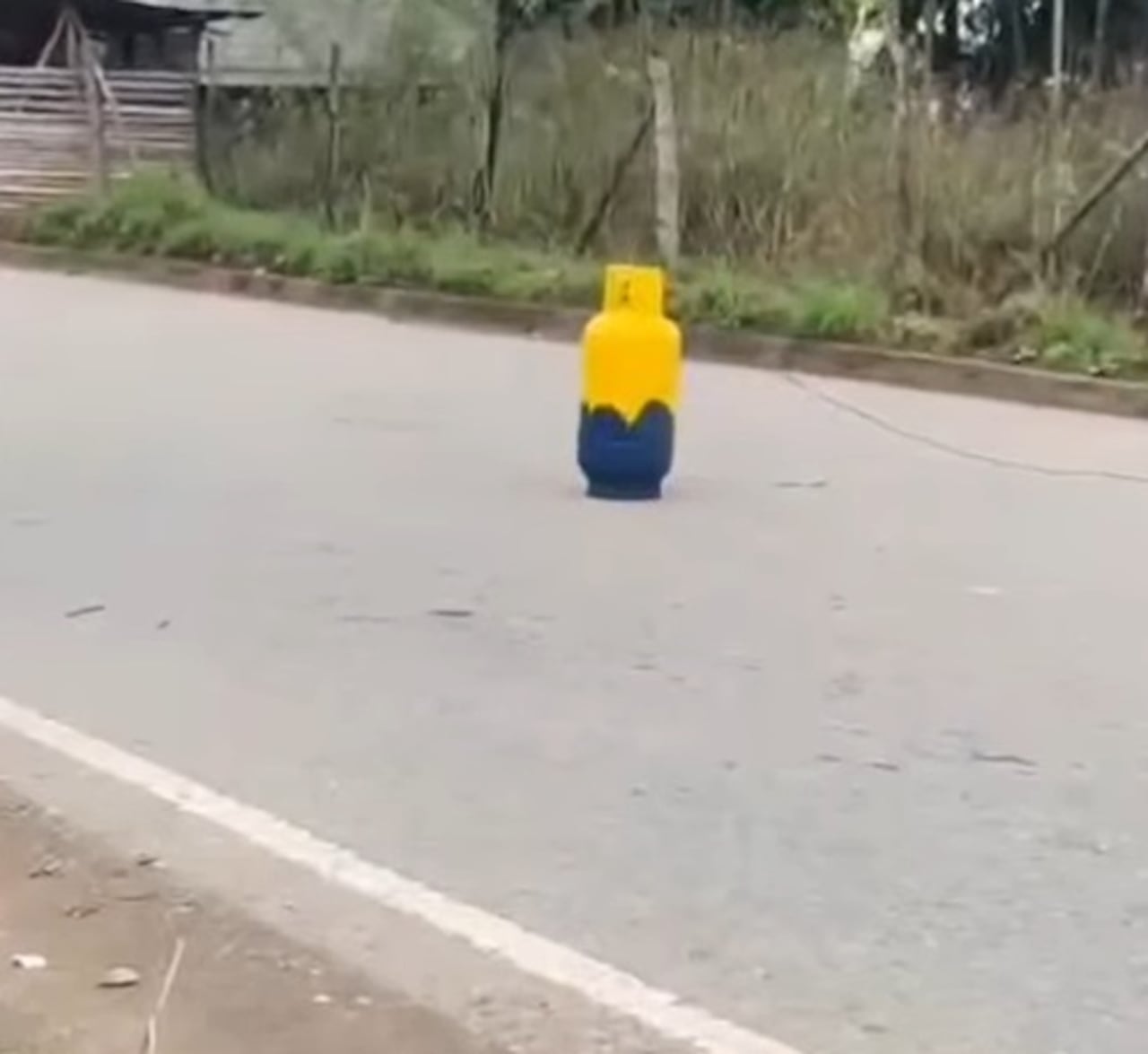 Al parecer los responsables de este ataque son guerrilleros del frente Jaime Martínez de las Farc.