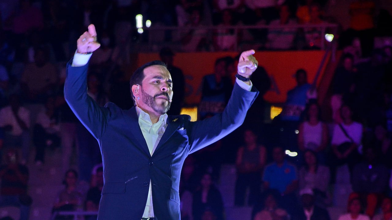 lanzamiento oficial de la campaña presidencial del Dr. Abelardo De La Espriella, evento en el que además se realizará el anuncio de su fórmula a la vicepresidencia. Arena Cañaveralejo.