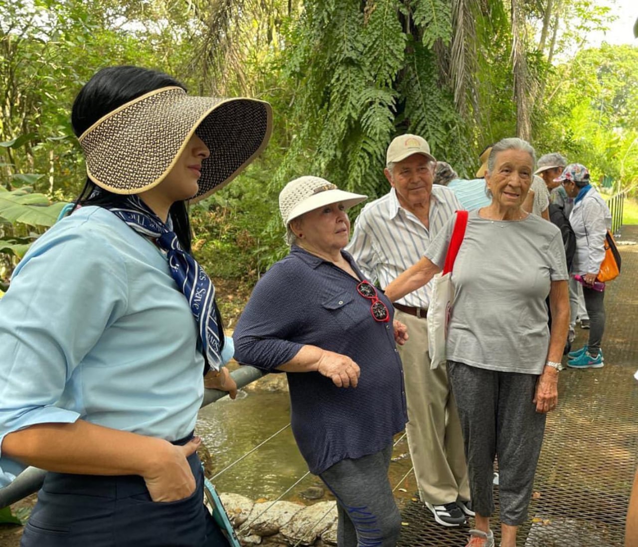 En el humedal se puede realizar avistamiento de aves y otras especies.