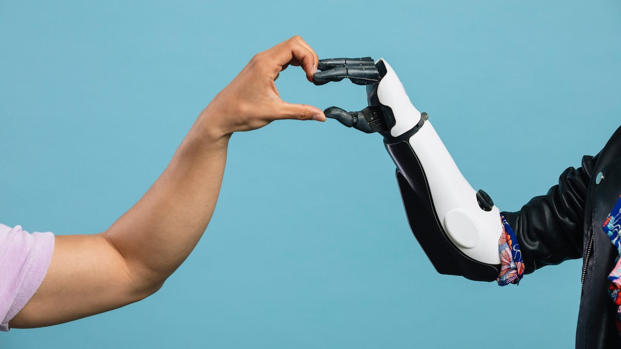 La inteligencia artificial ha arrojado luz sobre una pregunta eterna: ¿Cuál es la edad perfecta para encontrar al amor de la vida?