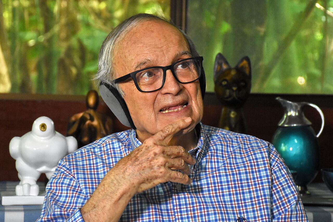 Entrevista Gustavo Álvarez Gardeazabal.