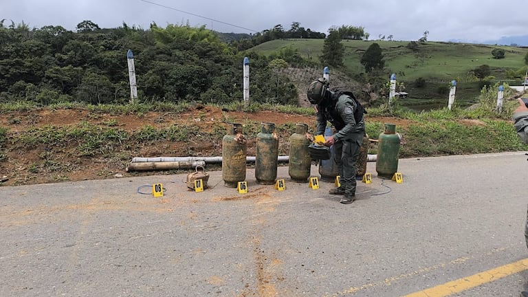 La escalada terroristas no se detiene en las vías del Cauca.