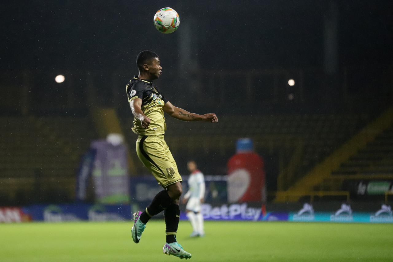 Partido entre fortaleza y Águilas Doradas