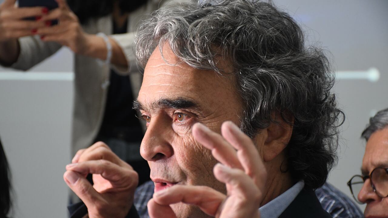 Política: Sergio Fajardo, candidato presidencial. Presentación del #plan guardia. Foto José L Guzmán. EL País.