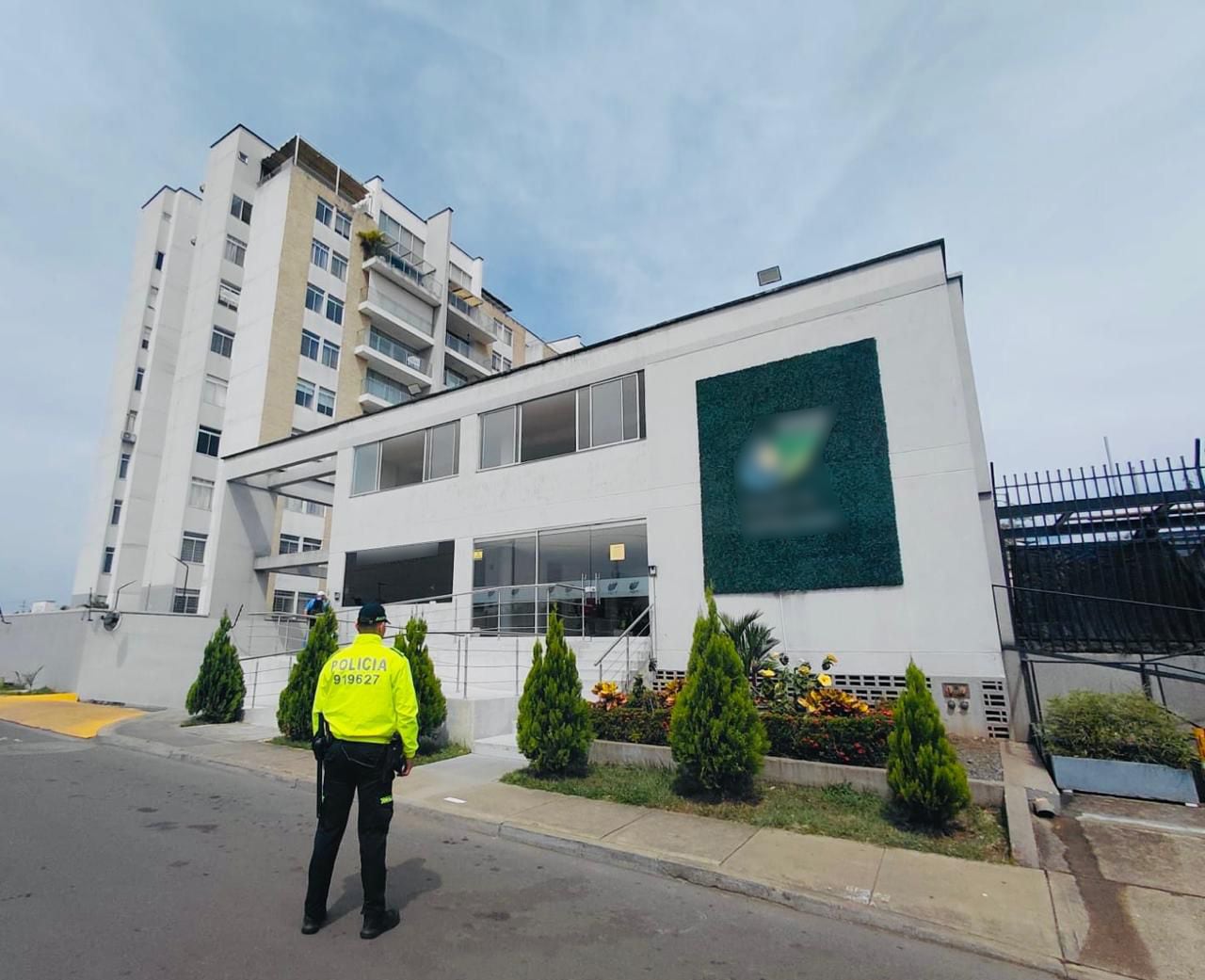 El operativo se llevó a cabo de manera simultánea en ciudades como Cali, así como en municipios como Jamundí y La Unión.