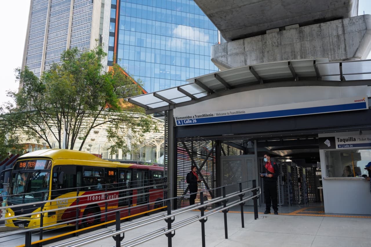 Entró en operación la nueva estación de Transmilenio de la Calle 26