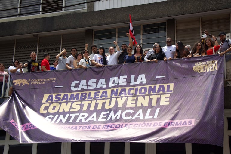 La Asamblea de lanzamiento de la firmatón por la Asamblea Nacional Constituyente en Cali