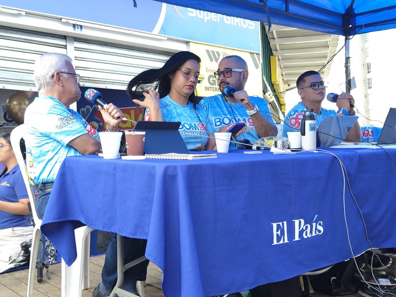 Esta es una iniciativa que busca escuchar a los ciudadanos de cada comuna sobre sus problemáticas internas relacionadas con su barrio.