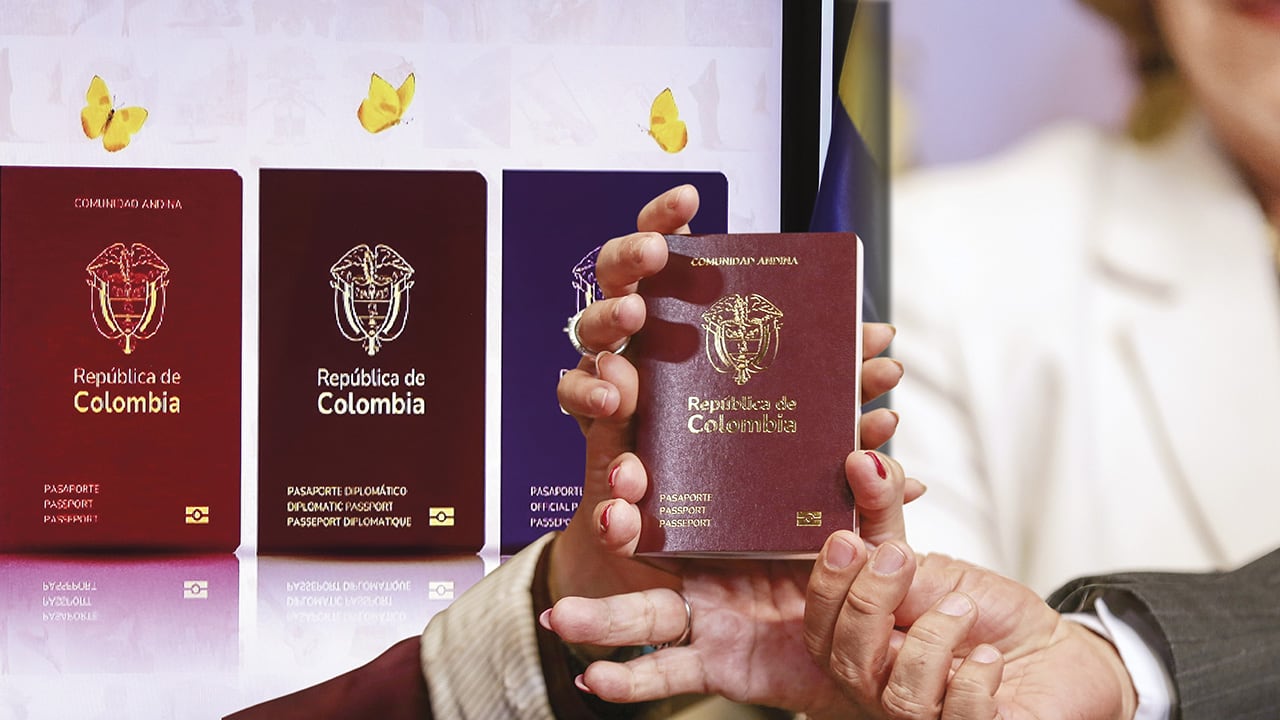 Pasaportes colombianos tras el resideño realizado en el gobierno Petro