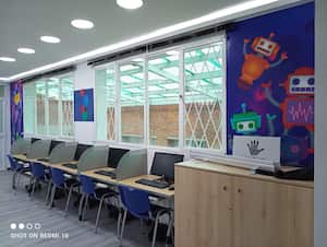 La Sala Clic constará de 20 estaciones de trabajo en el Instituto para Niños Ciegos y Sordos del Valle.