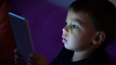 Estudio colombiano revela si los niños y adolescentes si deberían estar expuestos al uso de pantallas.