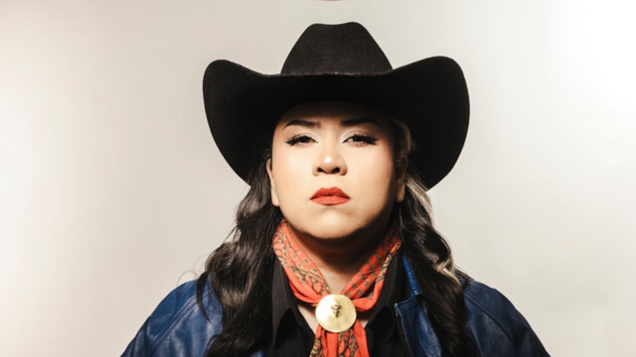 El nuevo álbum de Vivir Quintana, publicado por Universal Music, presenta 10 corridos, un género surgido durante la Revolución Mexicana entre 1910 y 1917, como relato alternativo.