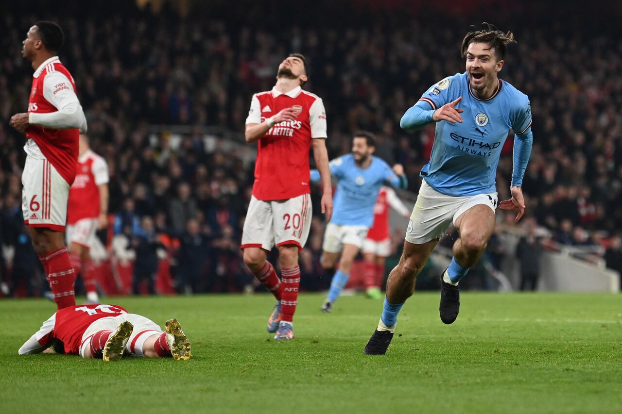 Manchester City se lleva el duelo directo ante Arsenal.