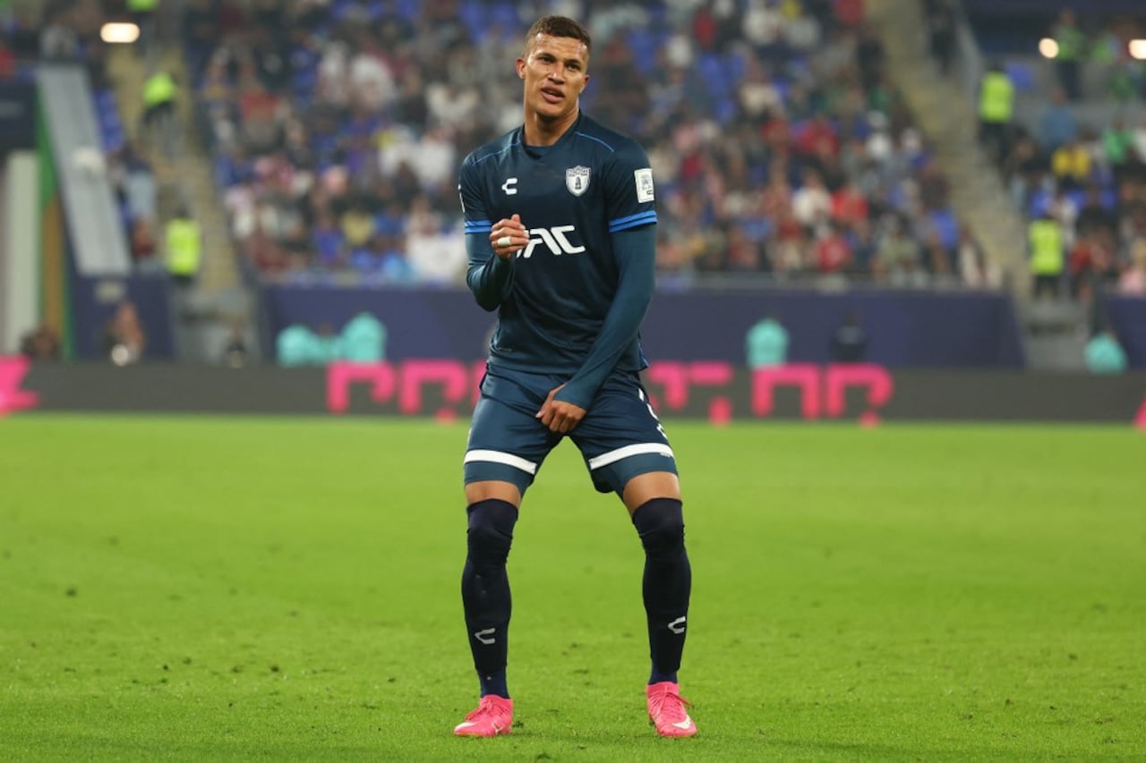 Nelson Deossa marcó en la goleada 3-0 de Pachuca sobre Botafogo en la Copa Intercontinental. Los Tuzos disputarán la semifinal de certamen internacional.