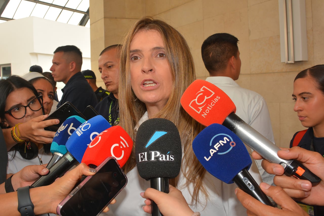 En visita a Cali, la candidata presidencial Paloma Valencia aseguó que integrantes de su campaña son perseguidos y amenazados en el Cauca. Foto Jorge Orozco