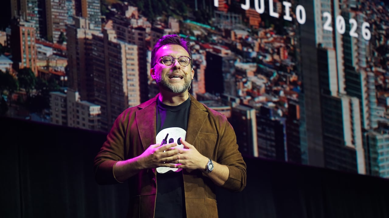 AWS presentó el programa AWS Entrena Colombia, con el que busca capacitar a 500.000 personas en IA y nube hasta 2028. Foto cortesía AWS.
