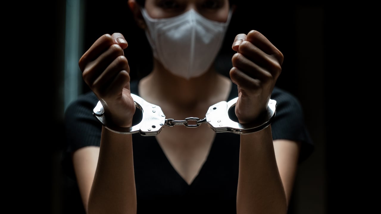 Aterrador: Mujer en Japón guardó el cadáver de su hija en un congelador durante 20 años; así fue su confesión.