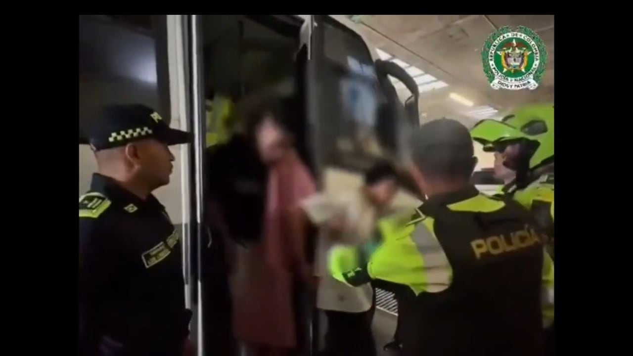 La Policía señaló que los capturados estarían involucrados en el reclutamiento y movilización de jóvenes hacia zonas con presencia de grupos ilegales.