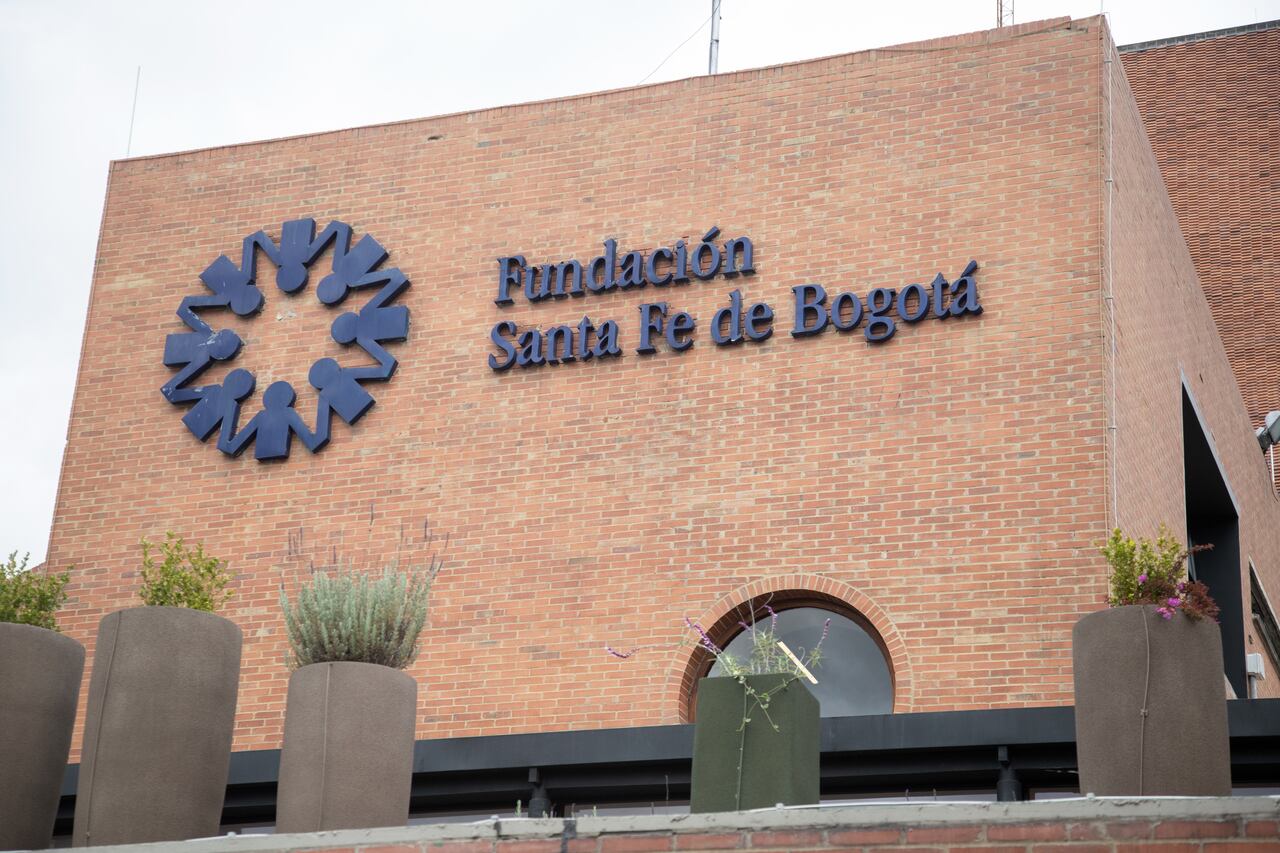 Fundación Santa Fe de Bogotá.
