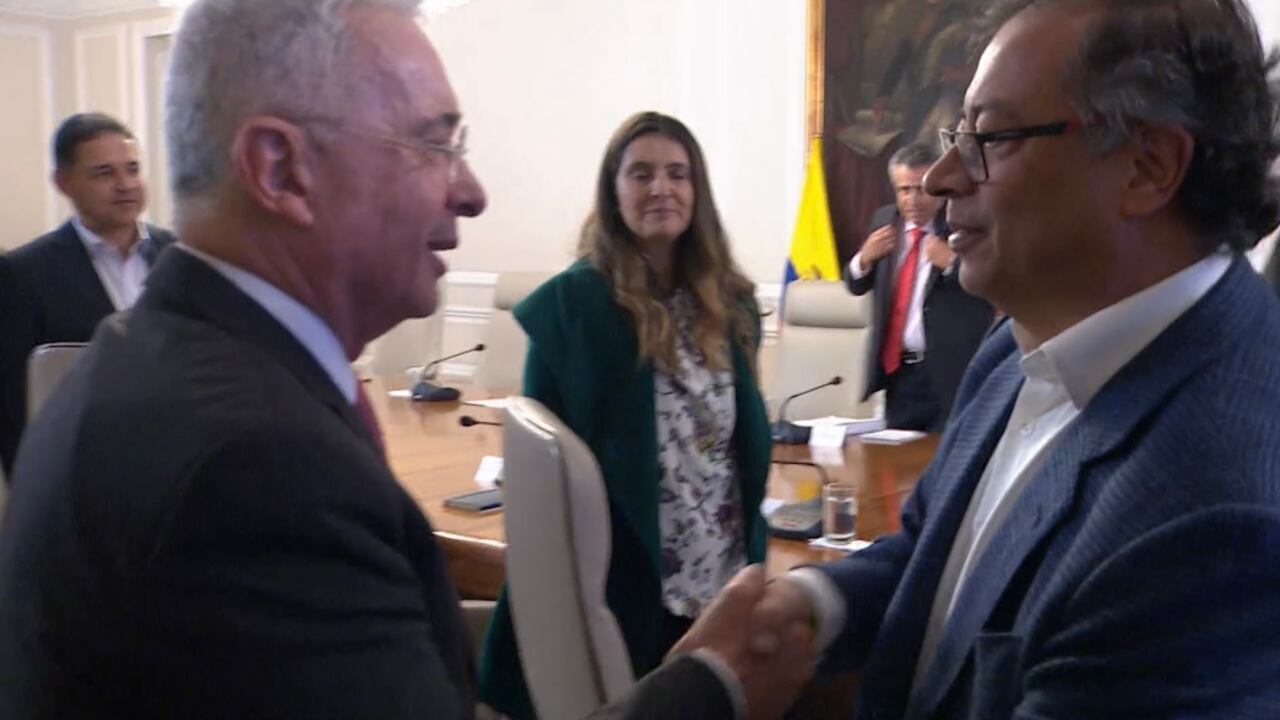 Presidente Petro y Uribe