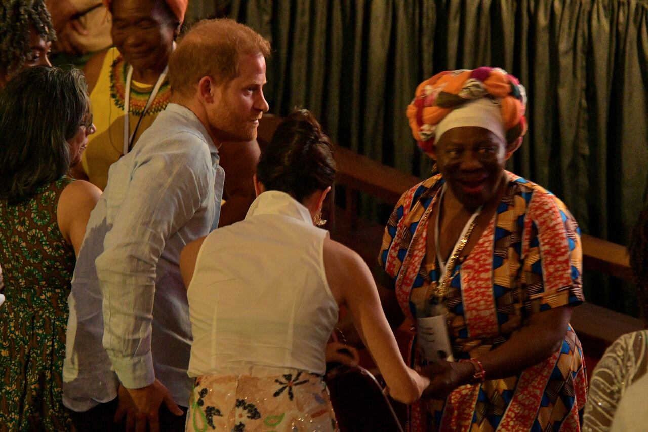 Visita del príncipe Harry y Meghan Markle a Cali, en el teatro Municipal