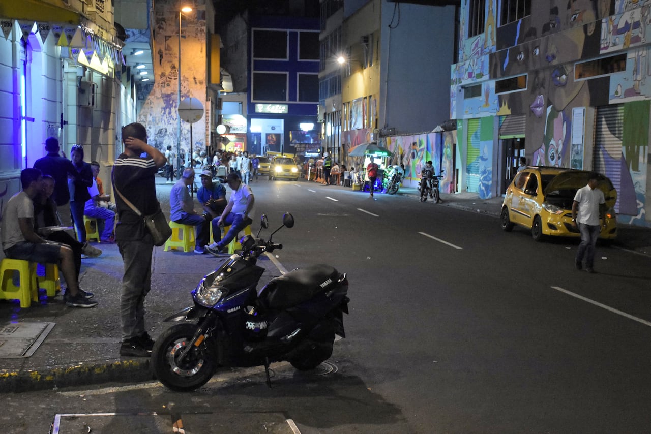 Cierre de la Calle del Sabor en el centro de Cali.