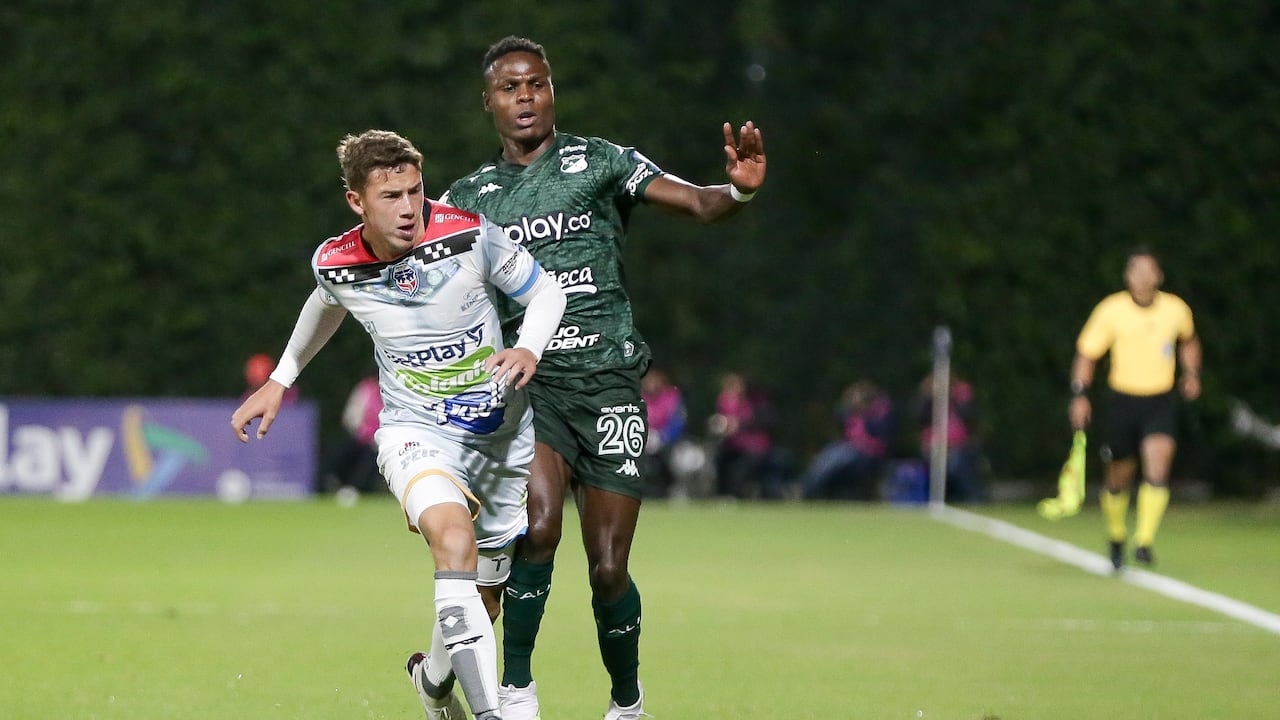 Fortaleza vs. Deportivo Cali en el estadio Metropolitano de Techo por la ida de los octavos de final de la Copa BetPlay.