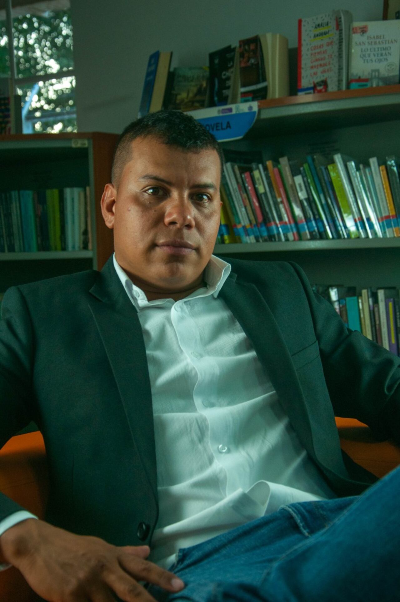 Desplazado por la violencia, desde el año 2000 se radicó en el Valle del Cauca.