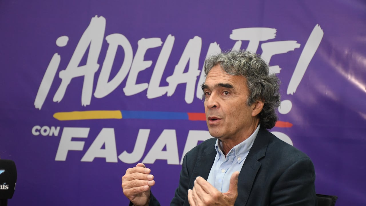 Política: Sergio Fajardo, candidato presidencial. Presentación del #plan guardia. Foto José L Guzmán. EL País.