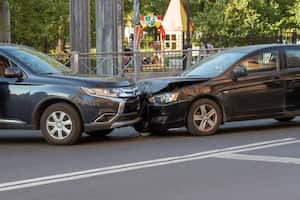 La ley 2251 establece que los propietarios de vehículos que sufran incidentes simples tendrán que retirarlos de la vía y conciliar para evitar la congestión, sin importar si los involucrados estén asegurados o no. Pero antes hay que recaudar el material probatorio.