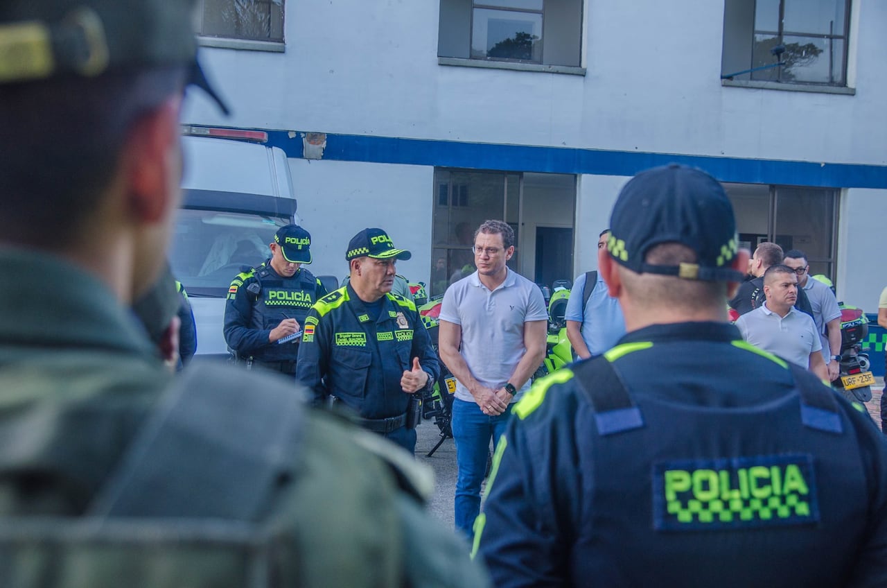 Las autoridades ofrecieron treinta millones de recompensa por responsables de atentados en Jamundí.