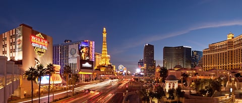 Las Vegas es un destino ideal para las personas que les guste la vida social y nocturna.