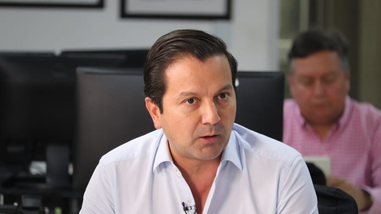 David Luna, precandidato presidencial en el conversatorio El Suroccidente Elige.