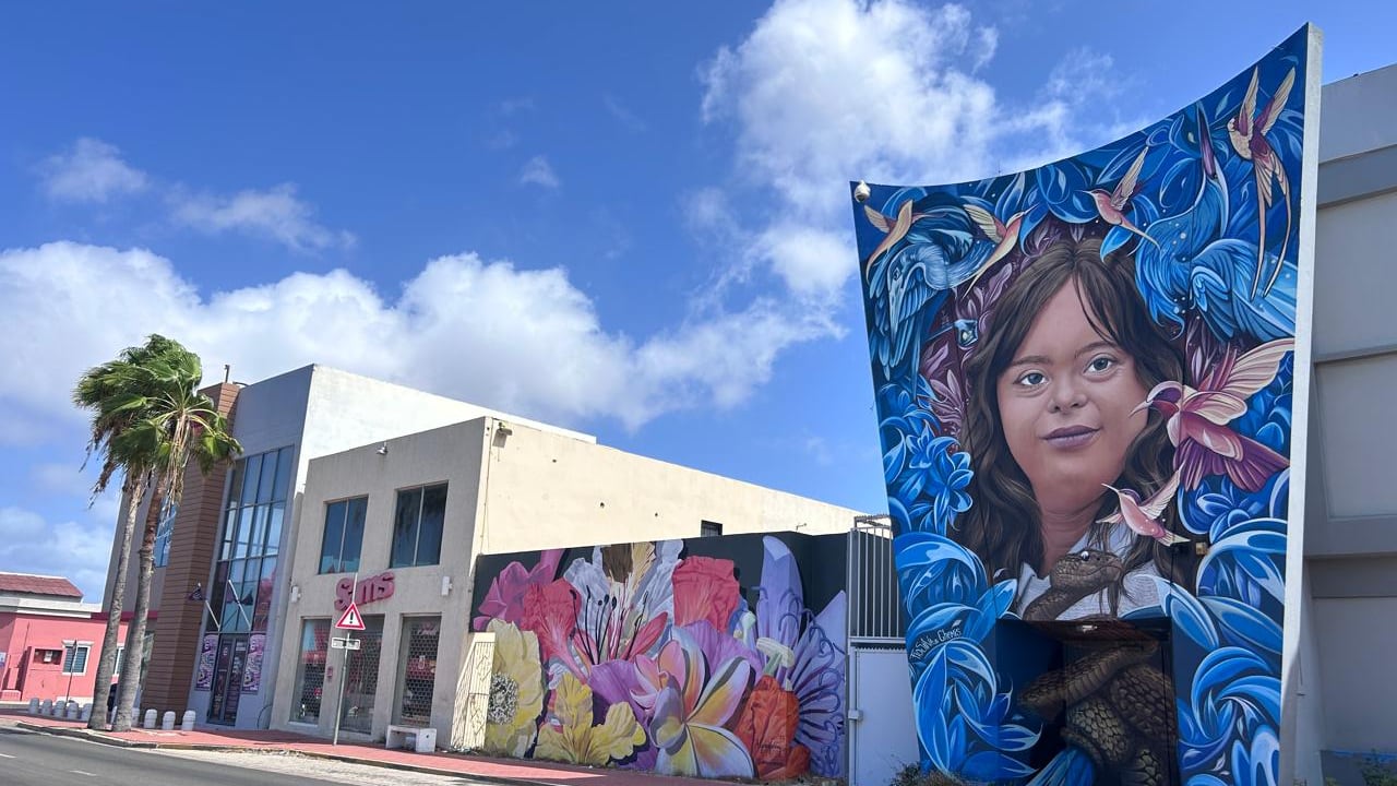 Murales gigantes y arte reciclado: San Nicolás es el alma creativa de Aruba