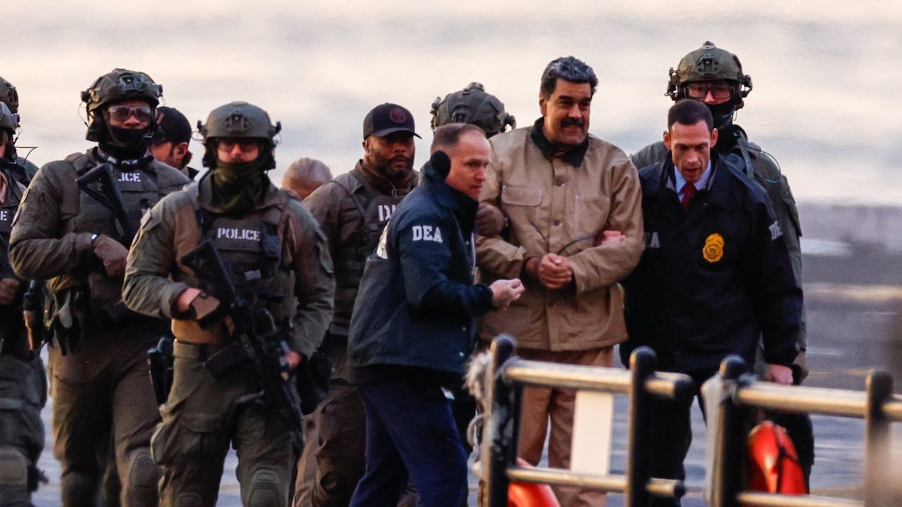 Maduro estaba fuertemente custodiado.