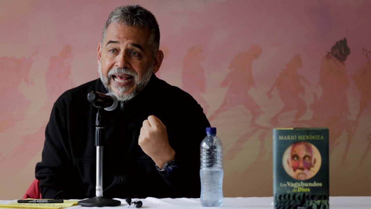 Los Vagabundos de Dios, de Mario Mendoza, uno de los libros más vendidos en la FILBo 2024.