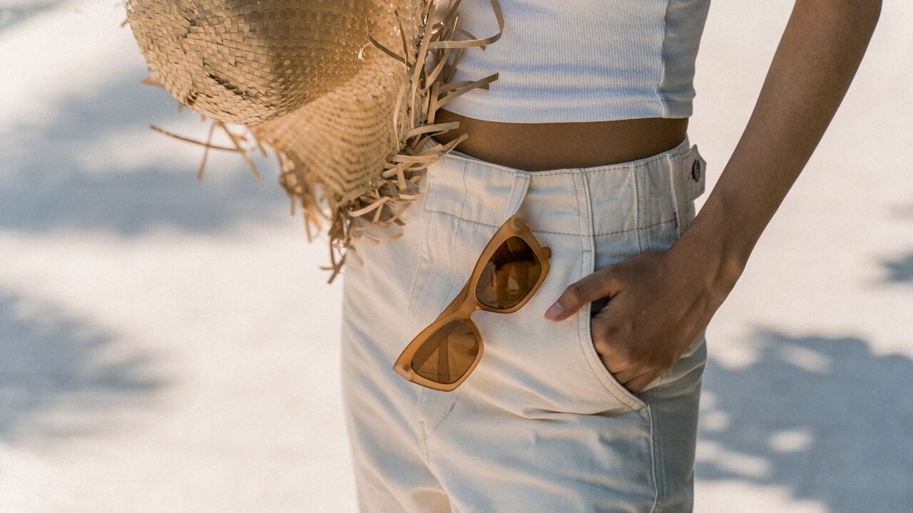 Prendas frescas y en colores claros para disfrutar del verano
