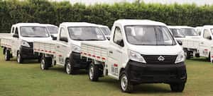 En diciembre, la Alcaldía entregó 18 vehículos a carretilleros para reemplazar los de tracción animal.