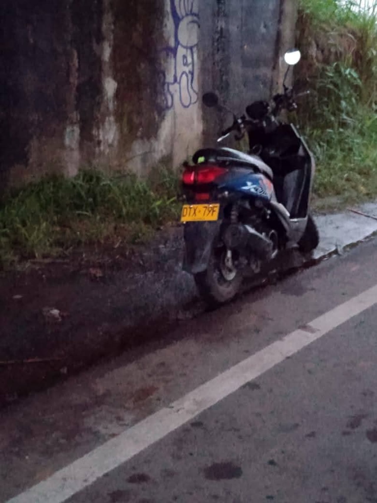 Posible moto con explosivos en la vía Panamericana