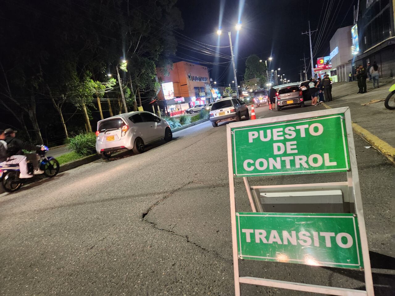 Los controles se adelantan en sitios claves de la capital del Cauca, durante gran parte del día y de la noche.