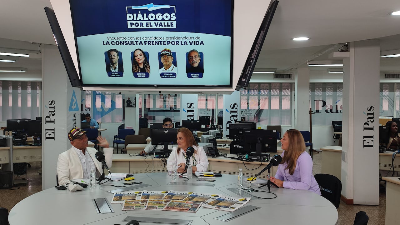 Diálogos por el valle debate presidencial entre los candidatos de la consulta frente por la vida Marta Bernal y Edison Lucio Torres